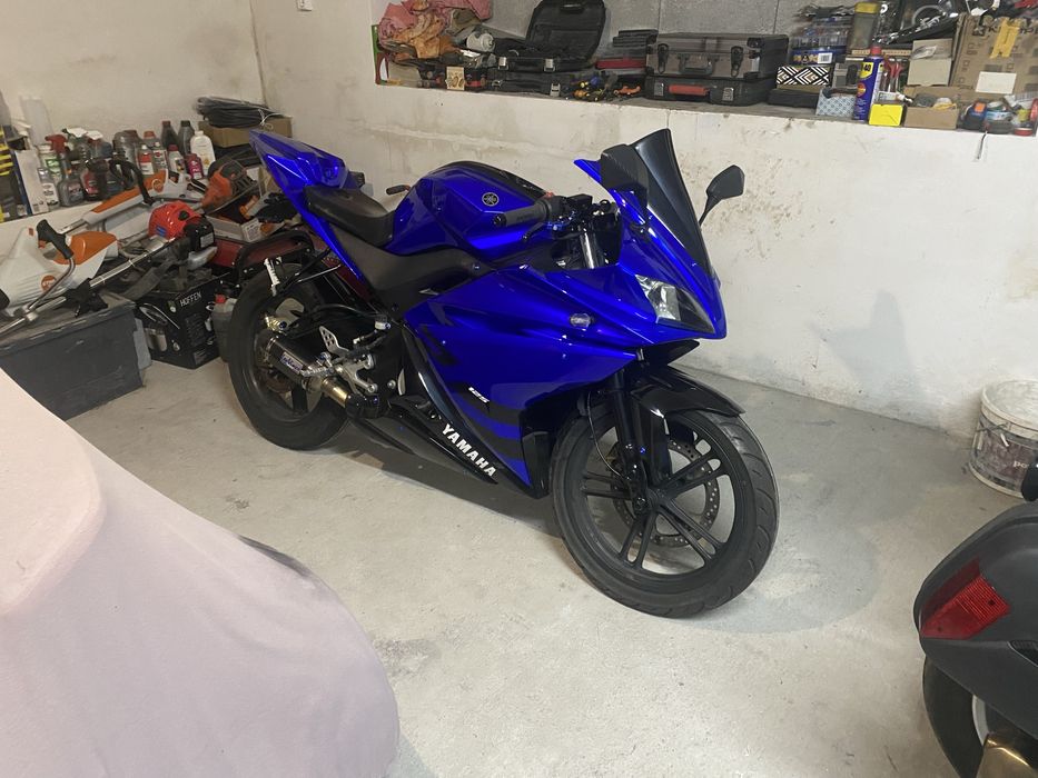 Vendo yamaha YZF 125R  2010. 14600km
