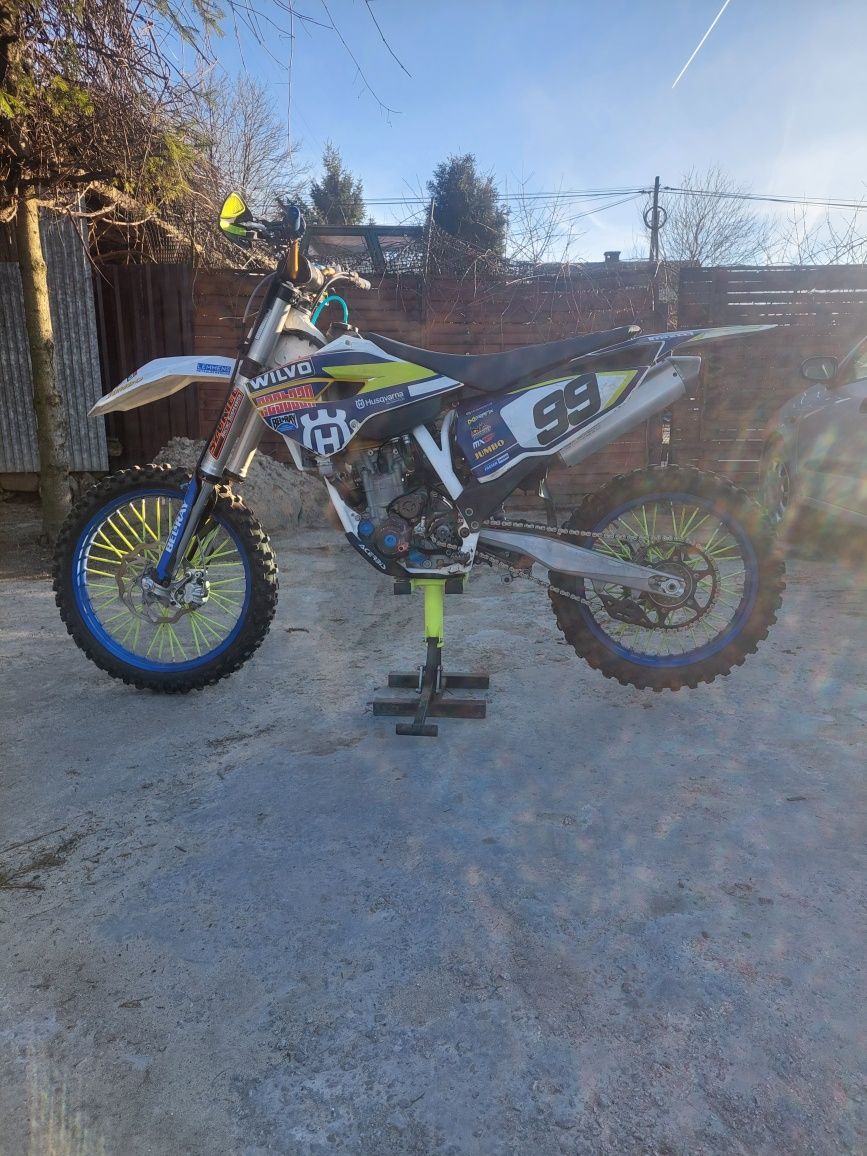 Cross Husqvarna 350