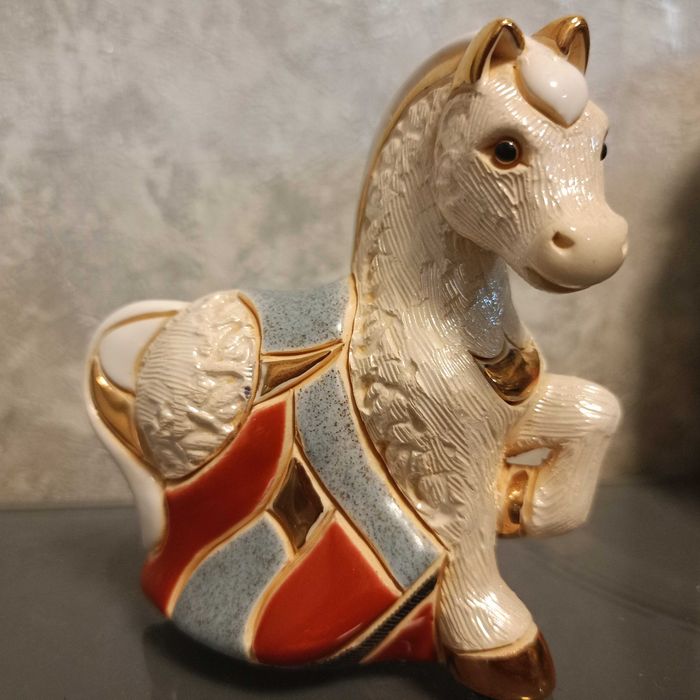 Фігурка статуетка De Rosa Rinconada Families Лоша.Кінь.