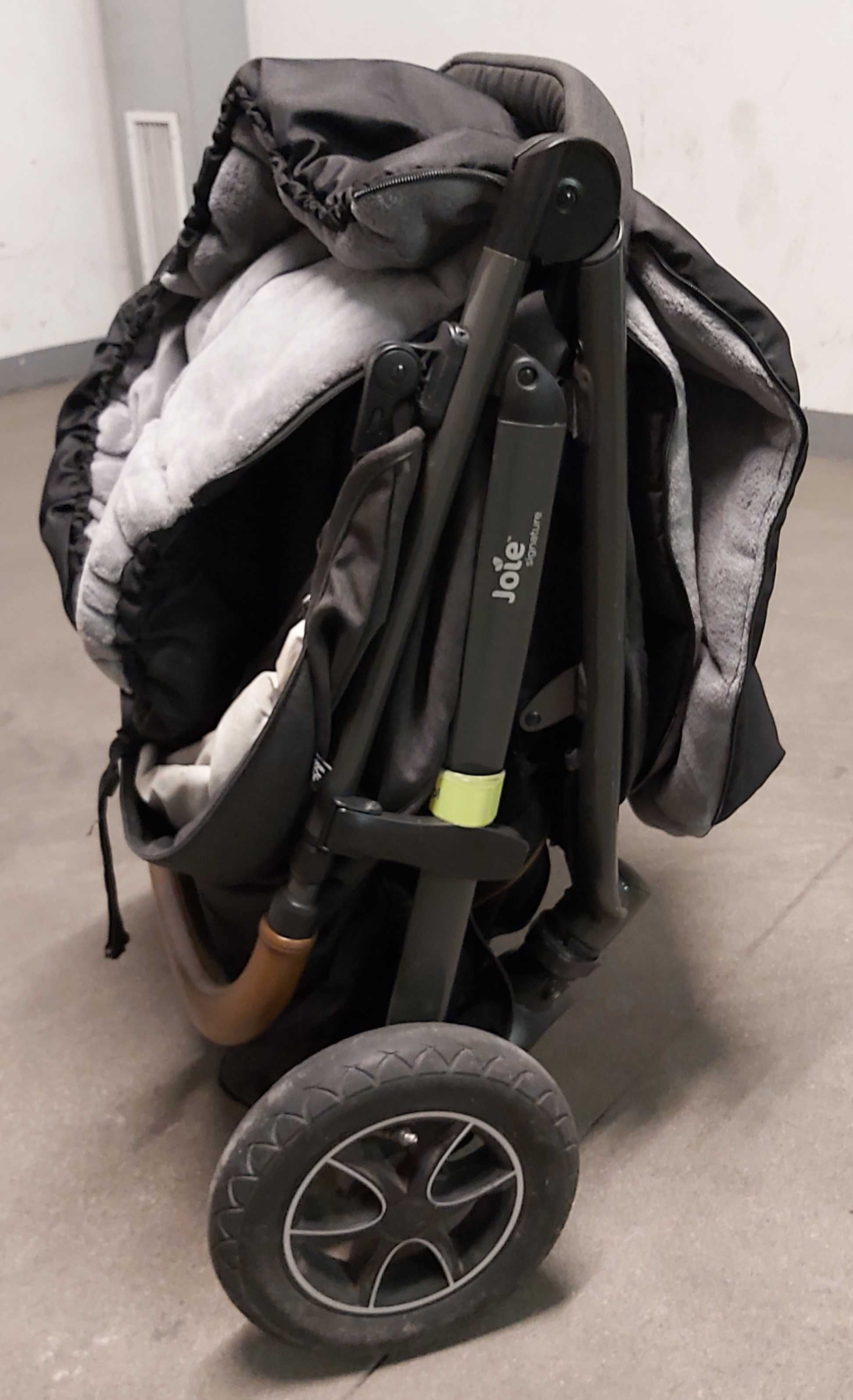 Wózek spacerowy Joie Mytrax Flex Signature + śpiwór Smiki