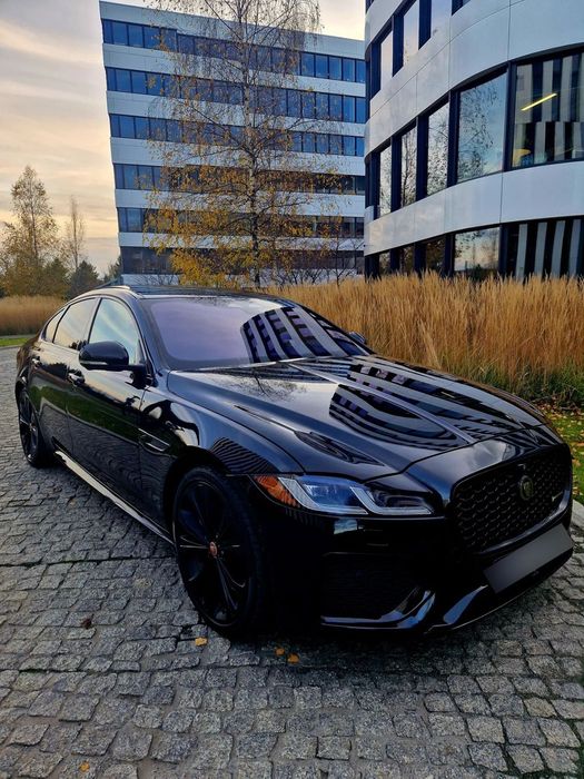 Jaguar XF Jaguar XF R-Dynamic Black Edition 300KM