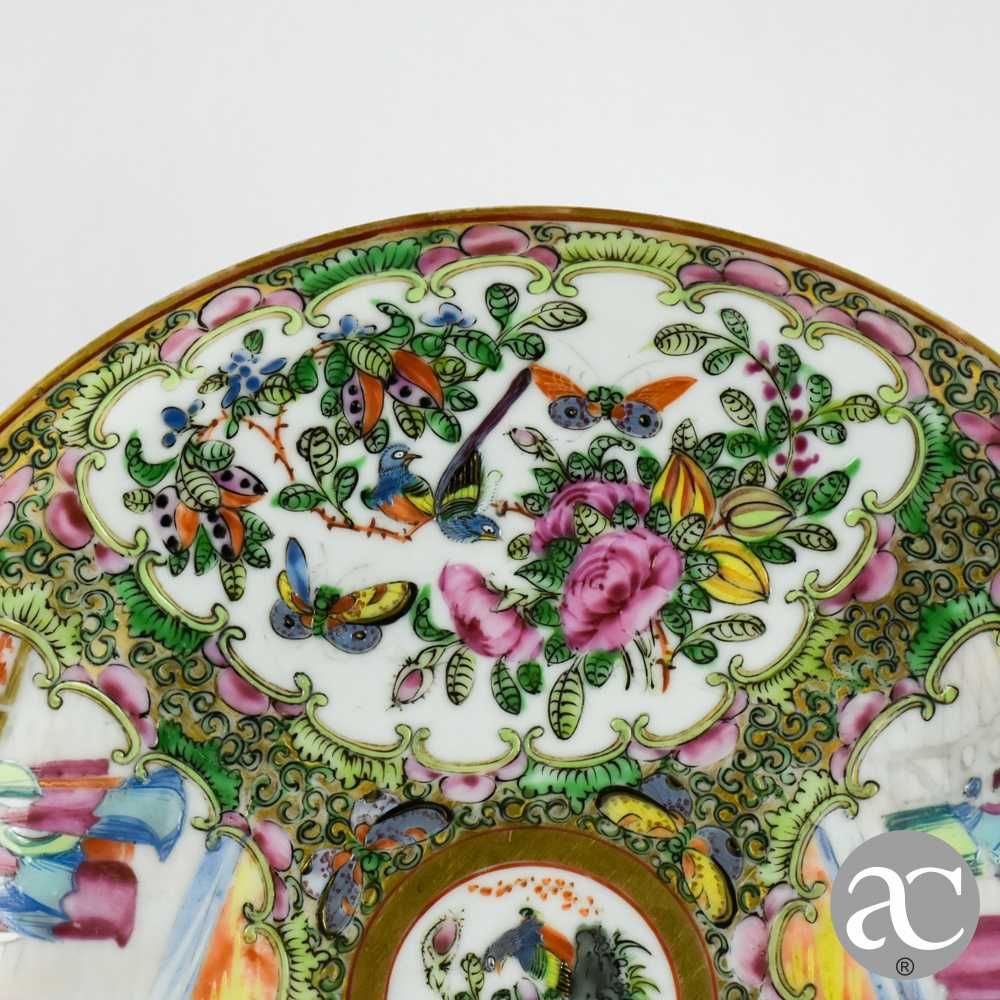 Prato em Porcelana da China decoração Mandarim, séc. XIX