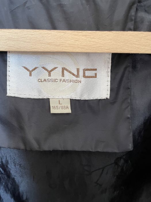 Куртка жіноча