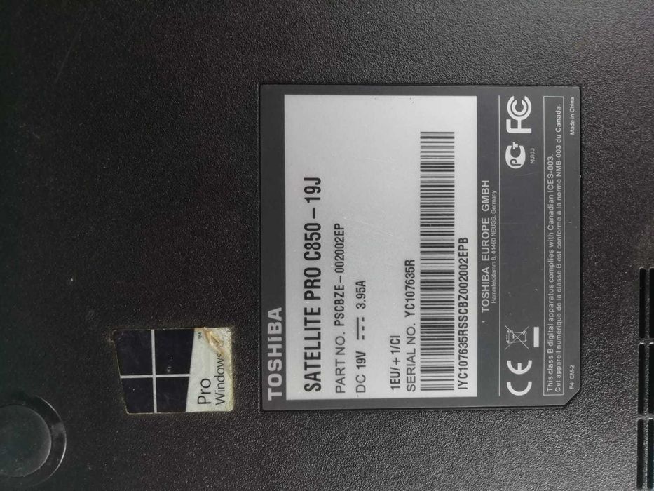 Toshiba Satellite L850-1P9 (Branco) & Pro C850-19J (Preto)-Para Peças