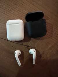 Apple AirPods (auriculares)com proteção de silicone