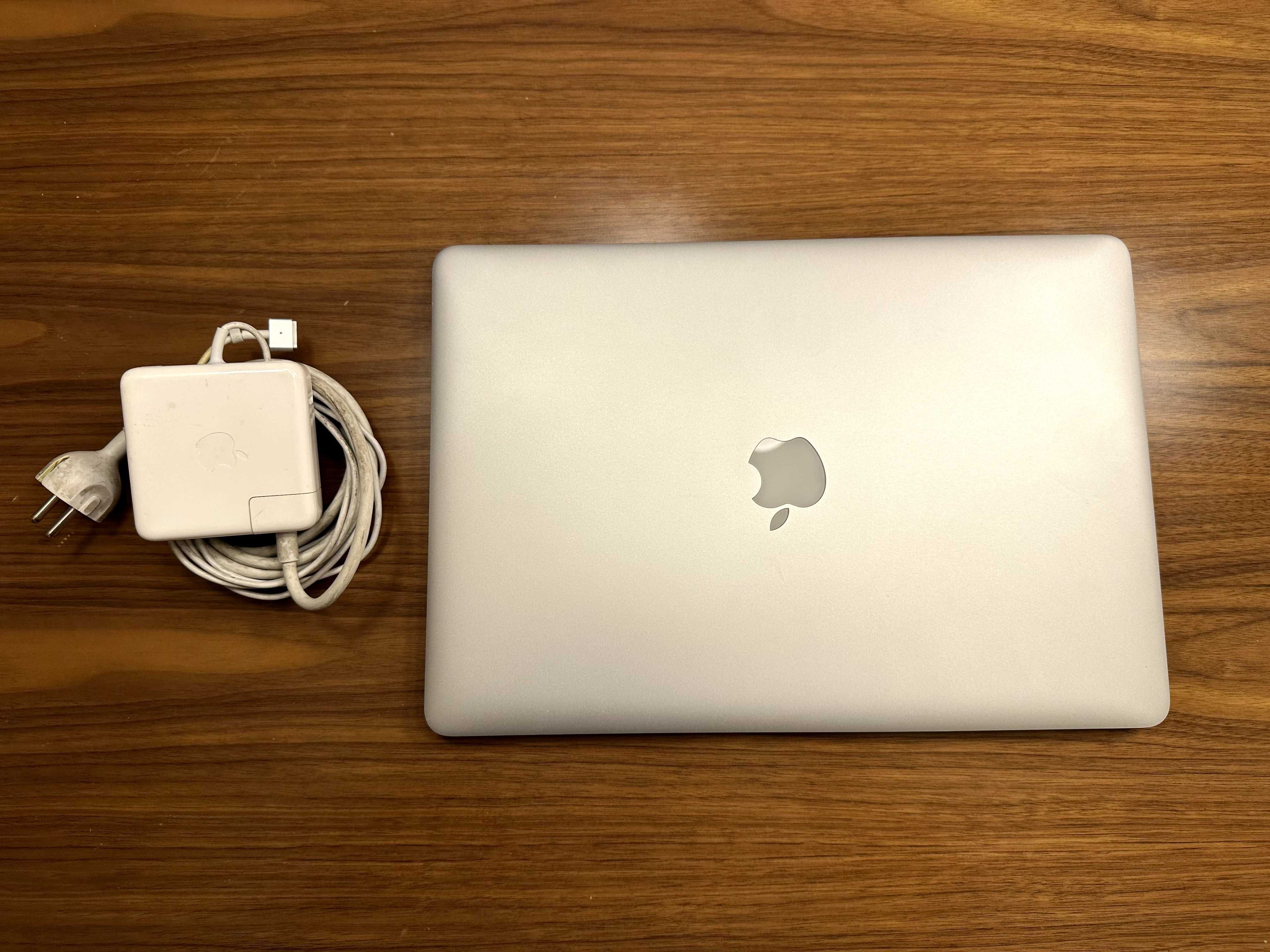 MacBook Pro Retina 15 Polegadas - I7- 16GB RAM SSD 512GB