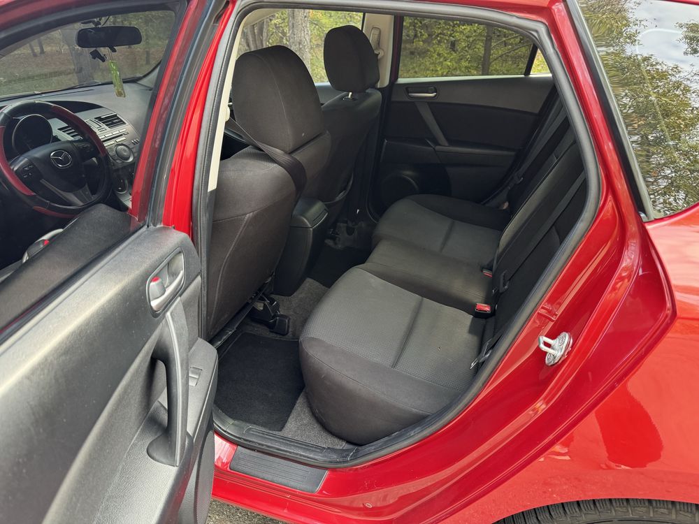 Mazda 3. 1.6 газ/бенз. Автомат
