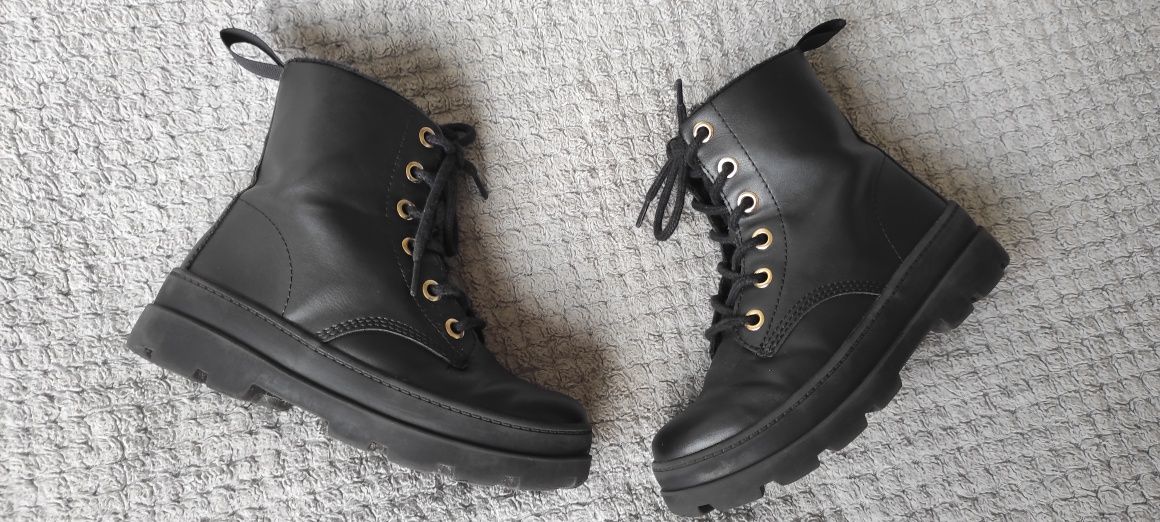 Buty czarne h&m wiosna jesień dziewczęce sznurowane z suwakiem trzewik