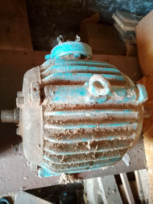 Електродвигуни трьохфазні