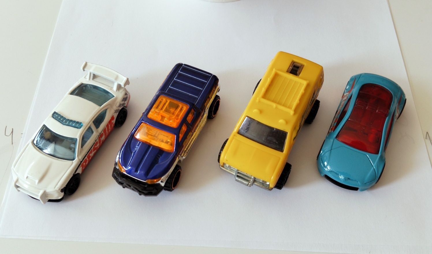 Emergency Pack - 4 Hotwheels