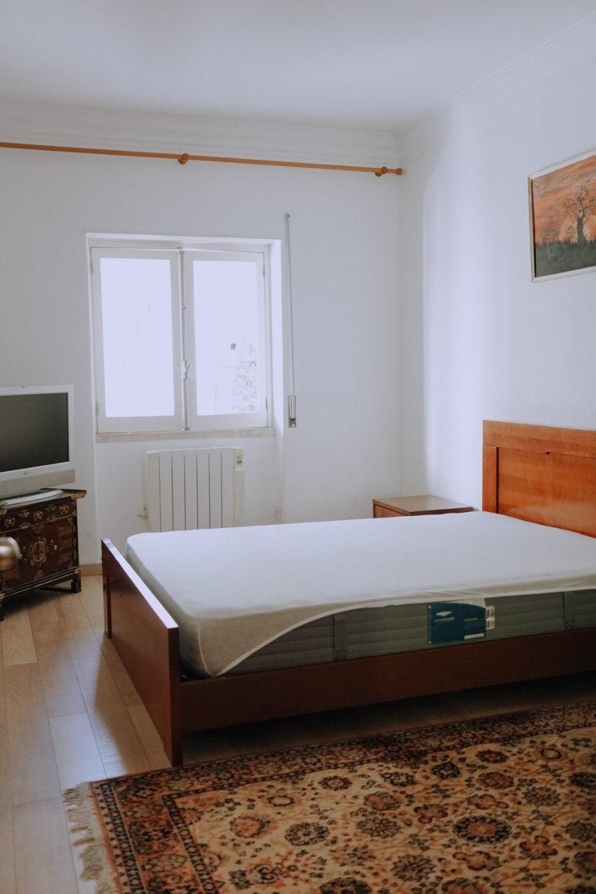 Apartamento T2 com quintal