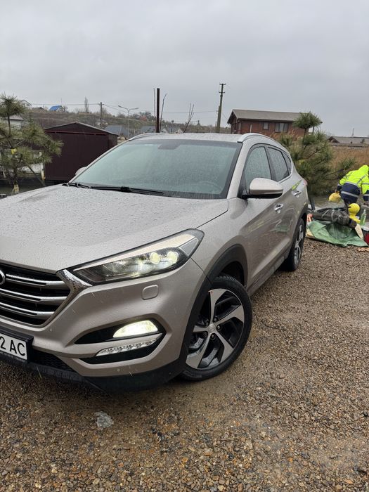 Продам Туксон Официал