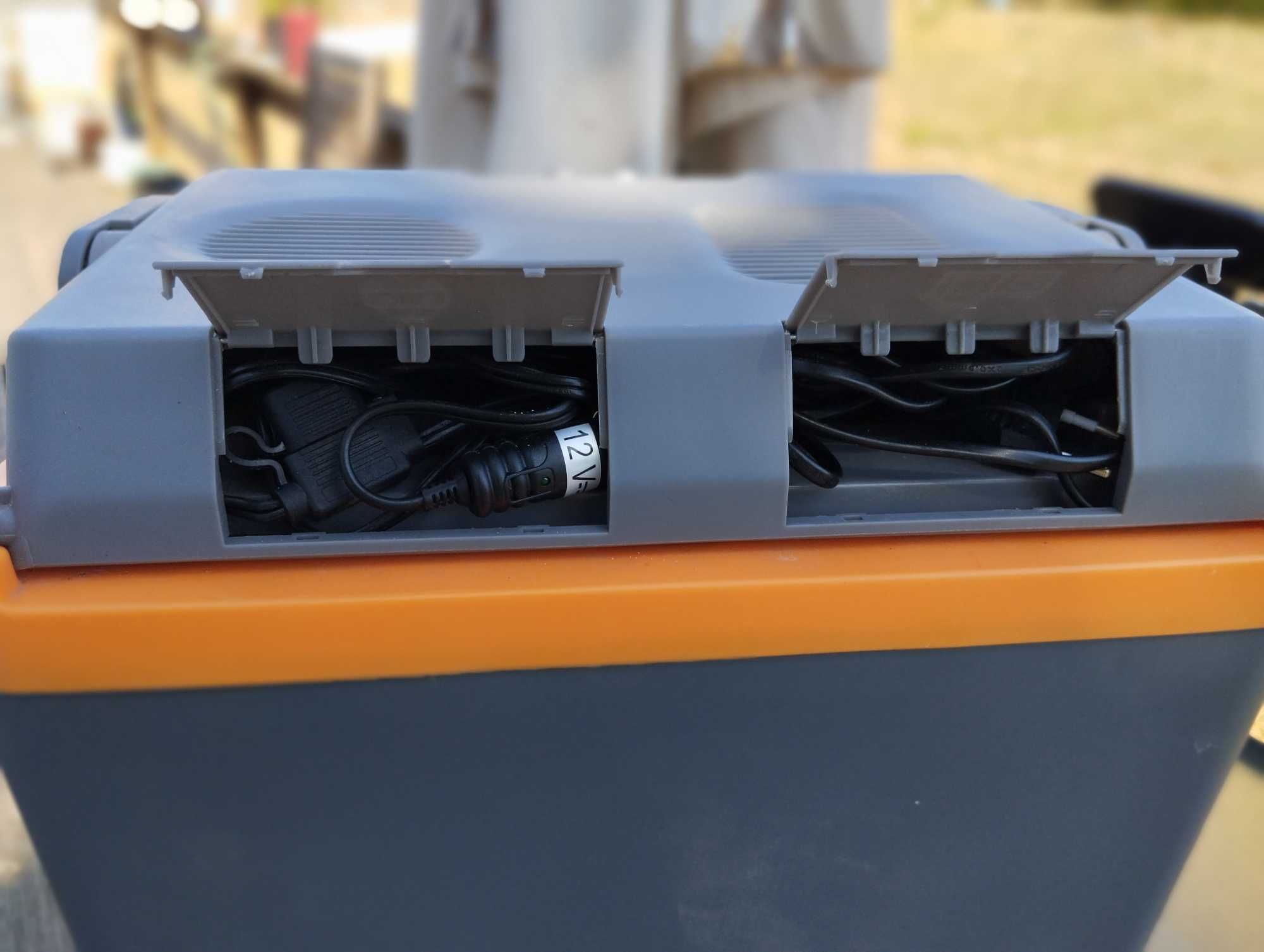 Arca frigorífica de 12 volts e 220.w