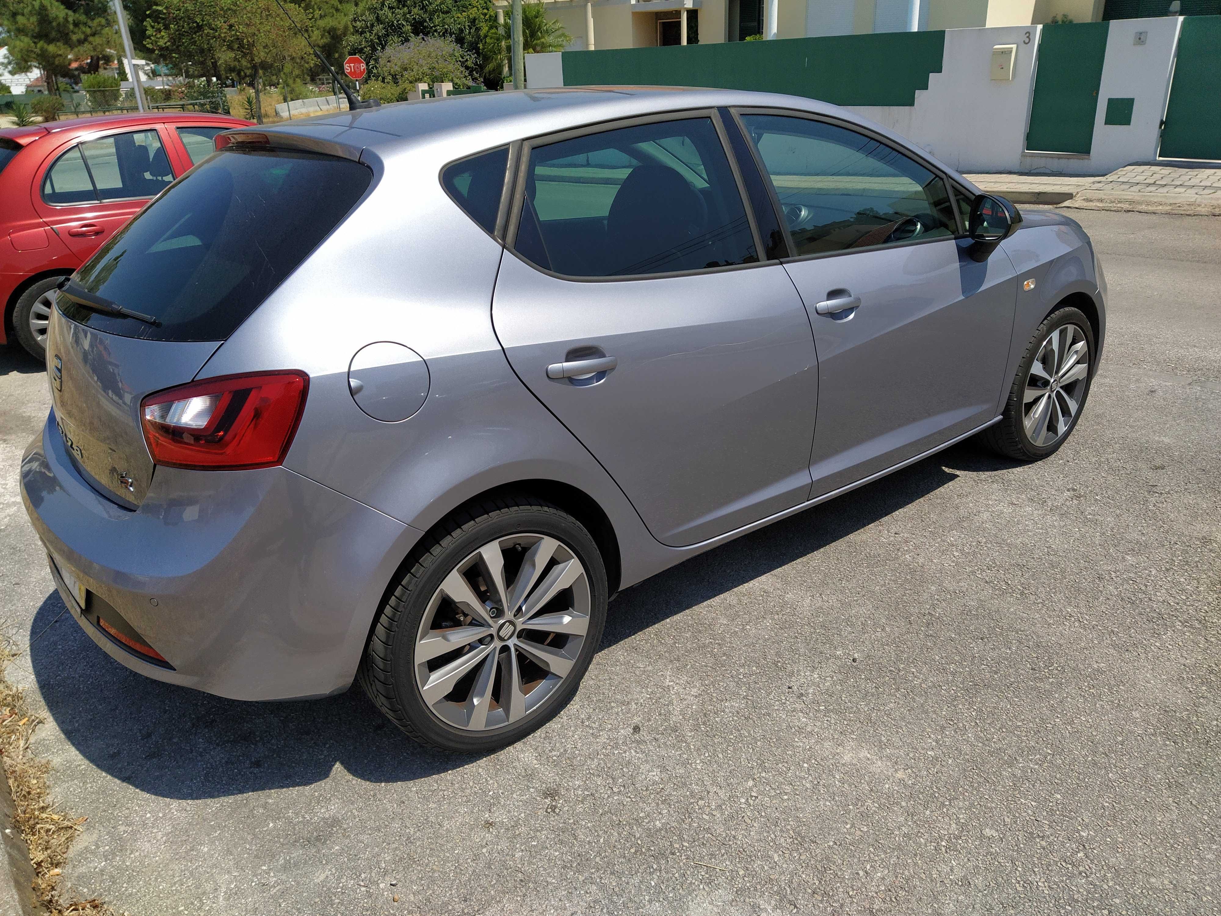 SEAT Ibiza FR 110cv 5p