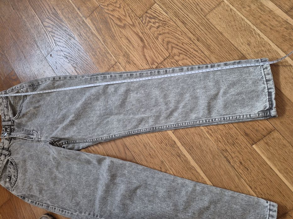 Жіночі джинси 36 р