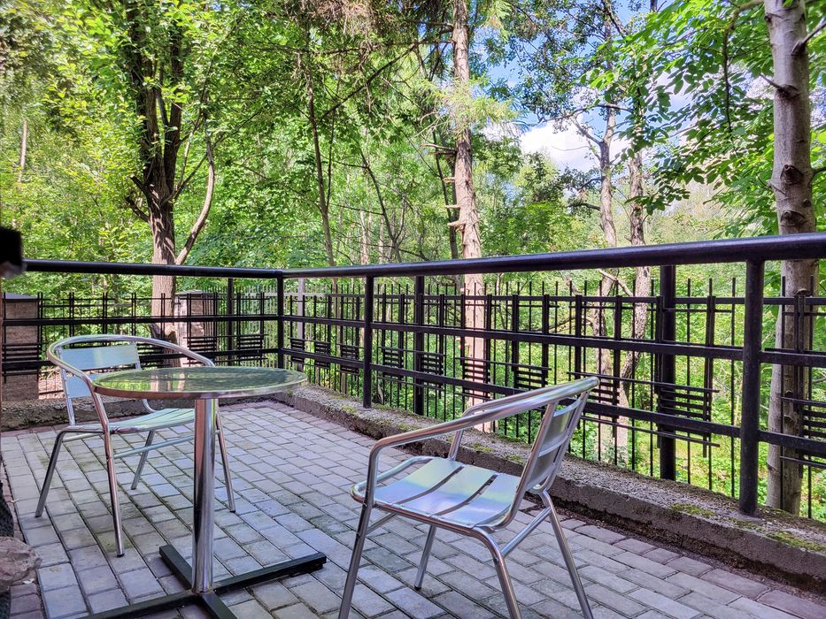 Готель Glory.Енерго-автономія!Центр450м.Чан.Альтанки.Лісові пейзажі