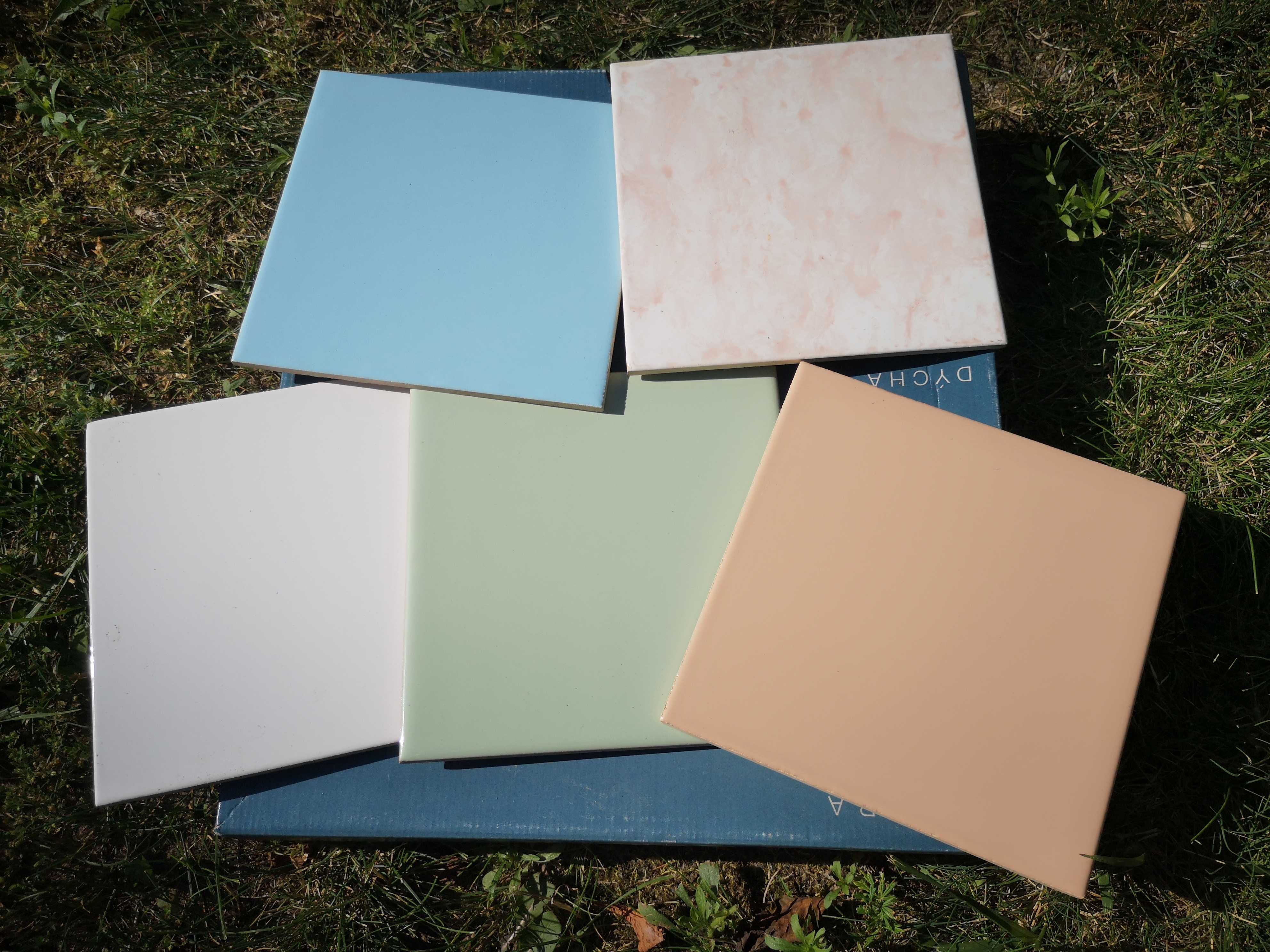 Płytki, glazura, PRL 15x15cm 1400szt. różne kolory 60gr. za 1szt