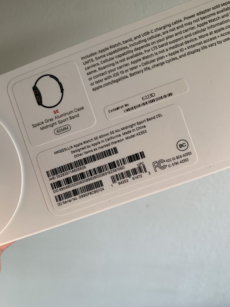 Нові, запаковані Apple Watch SE 40mm LTE midnig sport band  MKQQ3