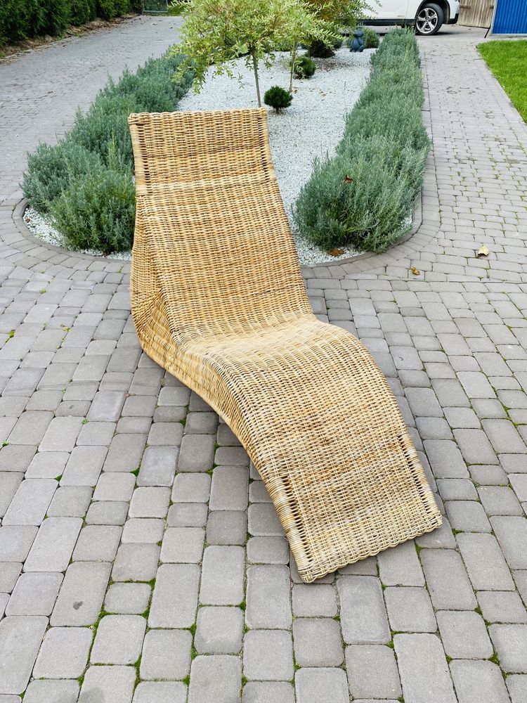 Leżak rattanowy….