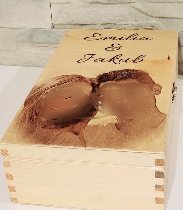 Skrzynka na 2 wina Pamiątka Ślubu Grawer ze zdjęcia Dedykacja