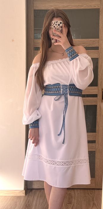 Вишиванки. Вишиті плаття.