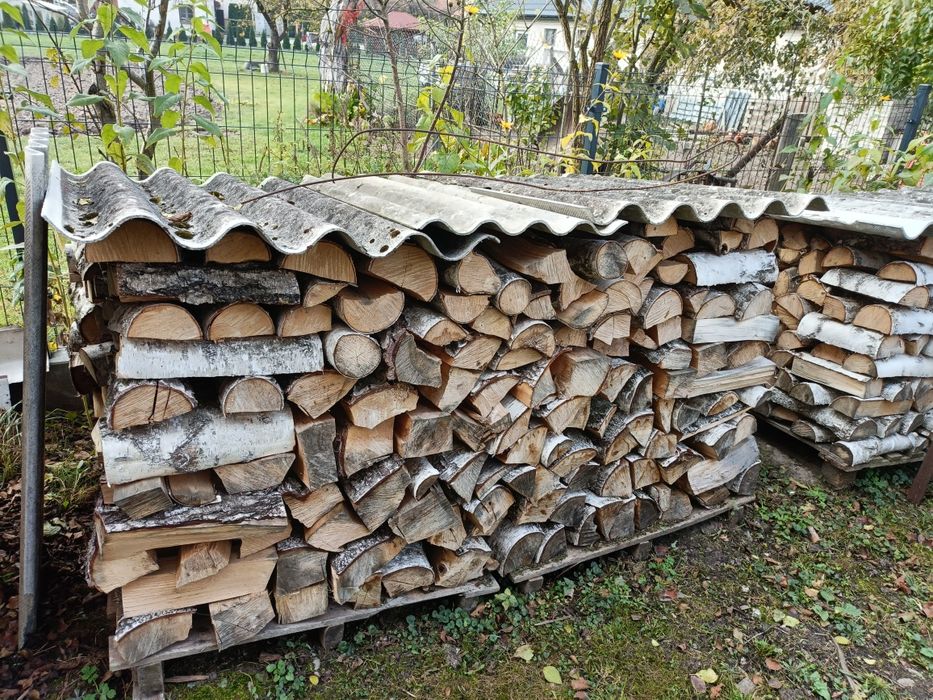 Suche liściaste drewno opałowe