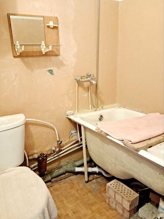 1-комнатная кварира в кирпичном доме на поселке Котовского