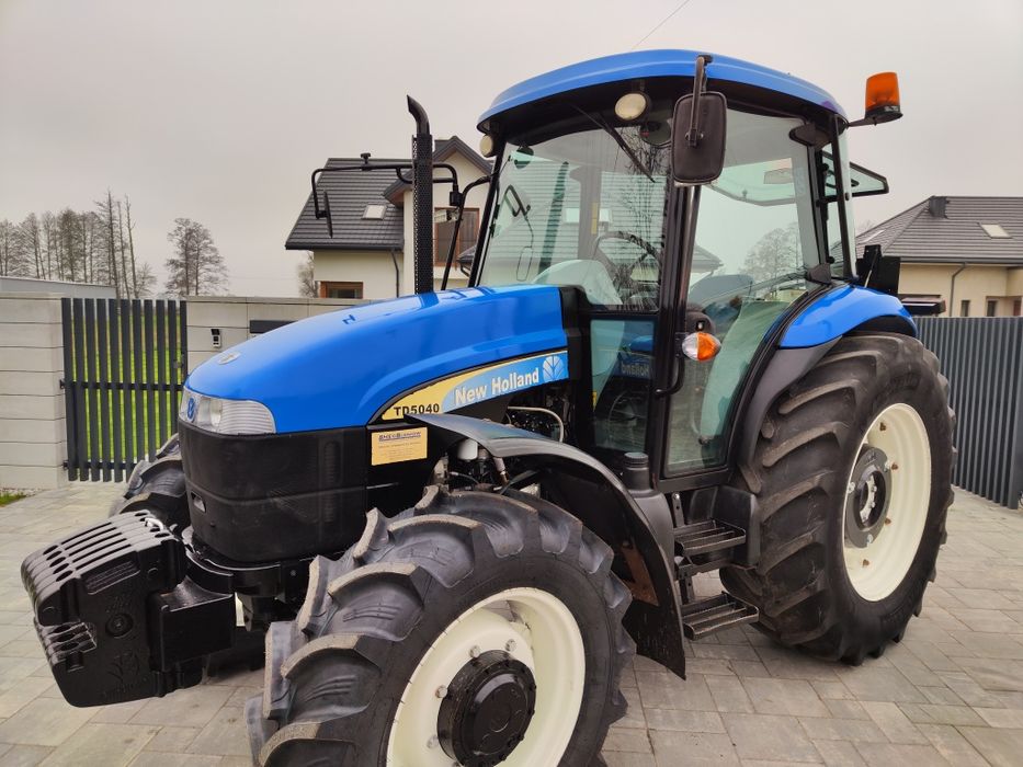 New Holland TD5040 # krajowy #3800 mtg # cały mechaniczny