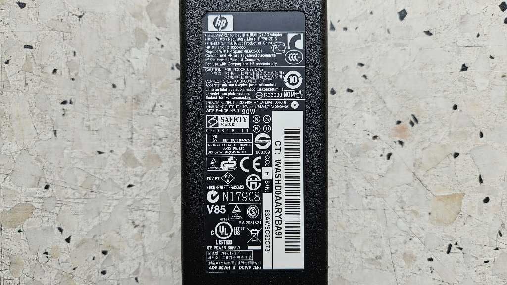 Oryginalny zasilacz HP PPP012D-S 19V 4,74A 90W