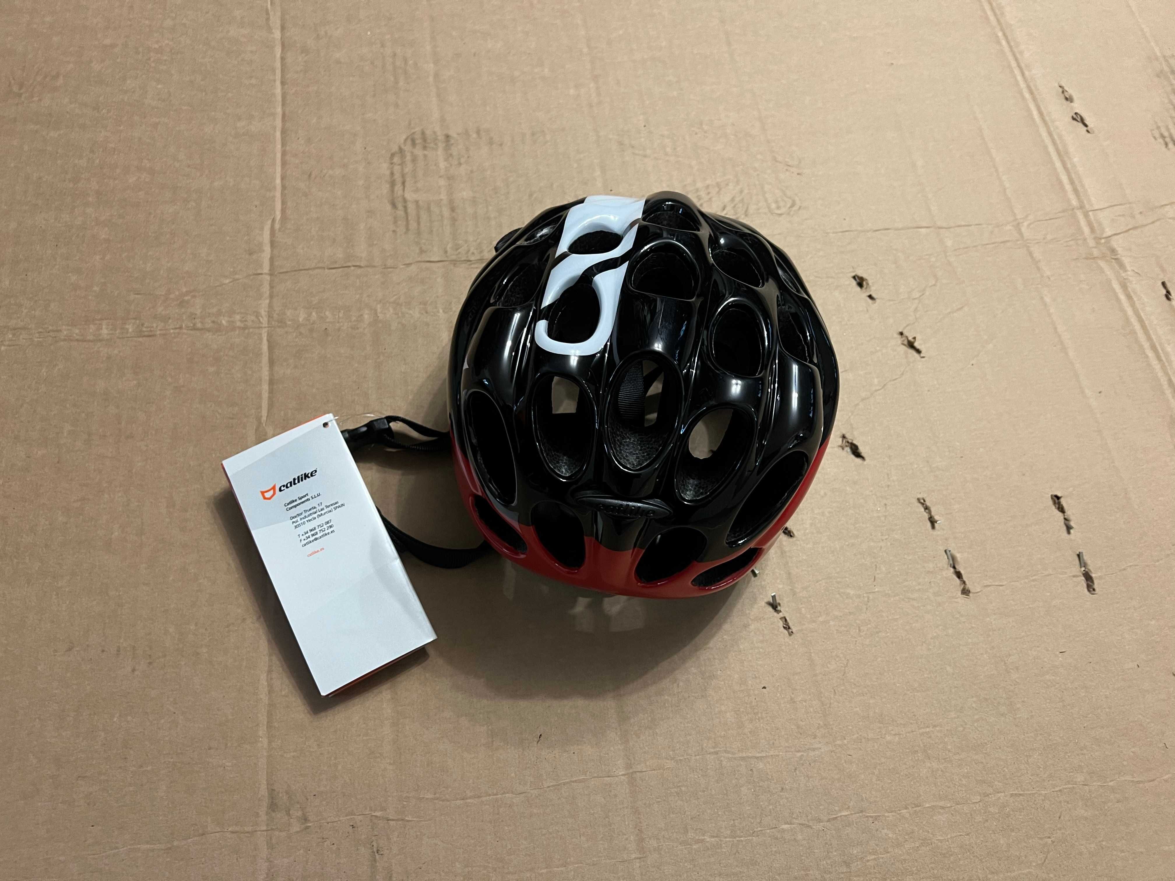 Nowy Dziecięcy Kask rowerowy CATLIKE KITTEN Rozmiar XS 49-52cm Czarny