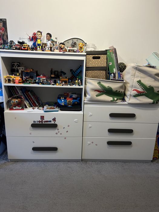 Dwie komody pokój dziecięcy