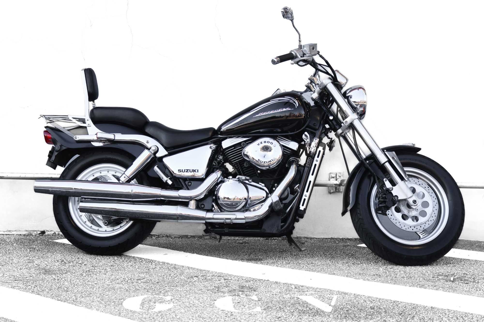 SUZUKI MARAUDER VZ800