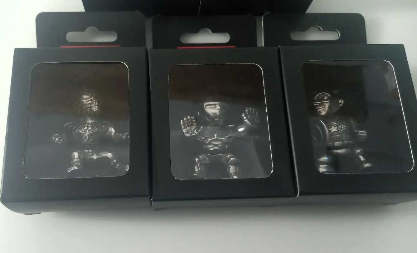 5 Royal Selangor Mini Figures from Marvel Novas/Seladas