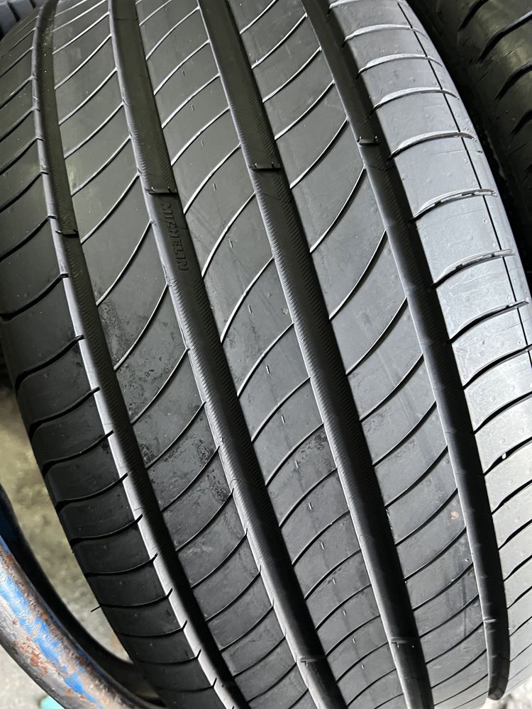 235/40/18 R18 Michelin Primacy 4 4шт новые