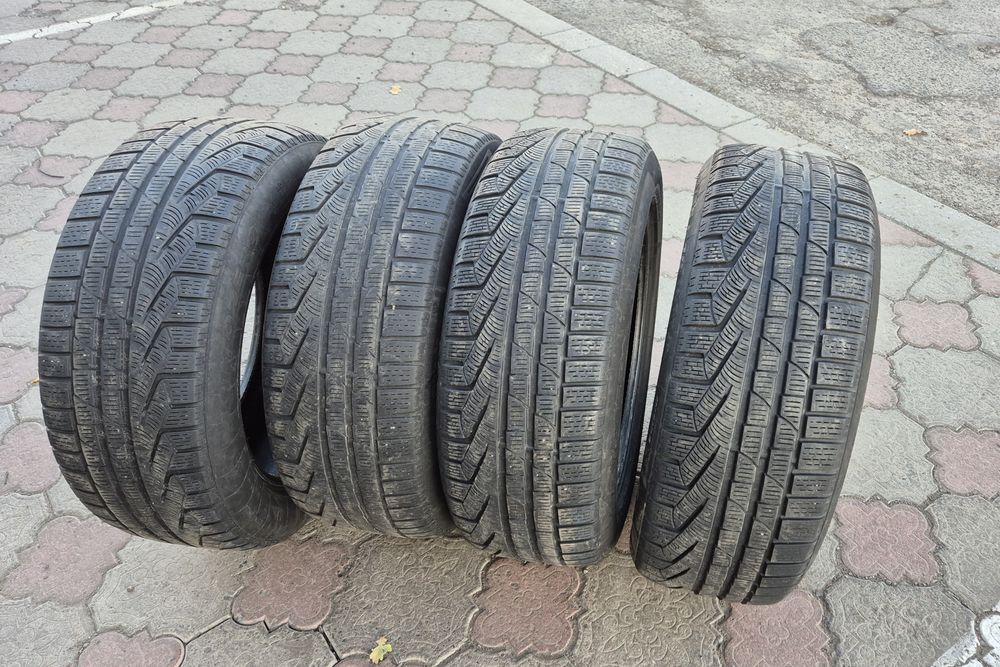 Шини r18 Pirelli Winter 210 Sottozero  235/55/18 4шт