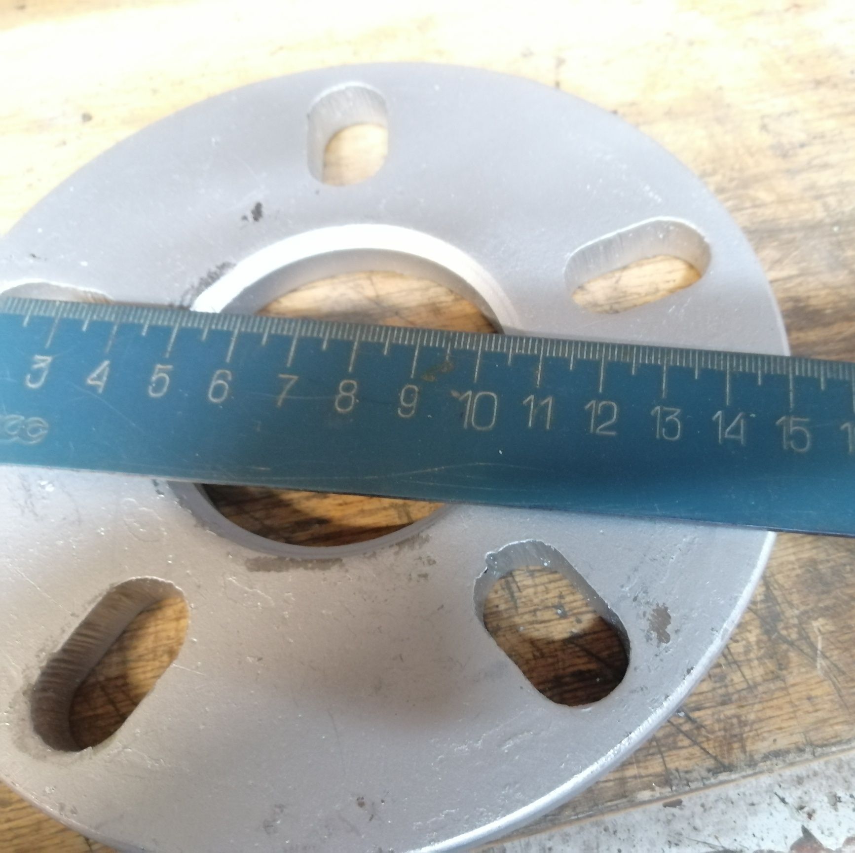 проставки зі сталі 1 см для виносу коліс