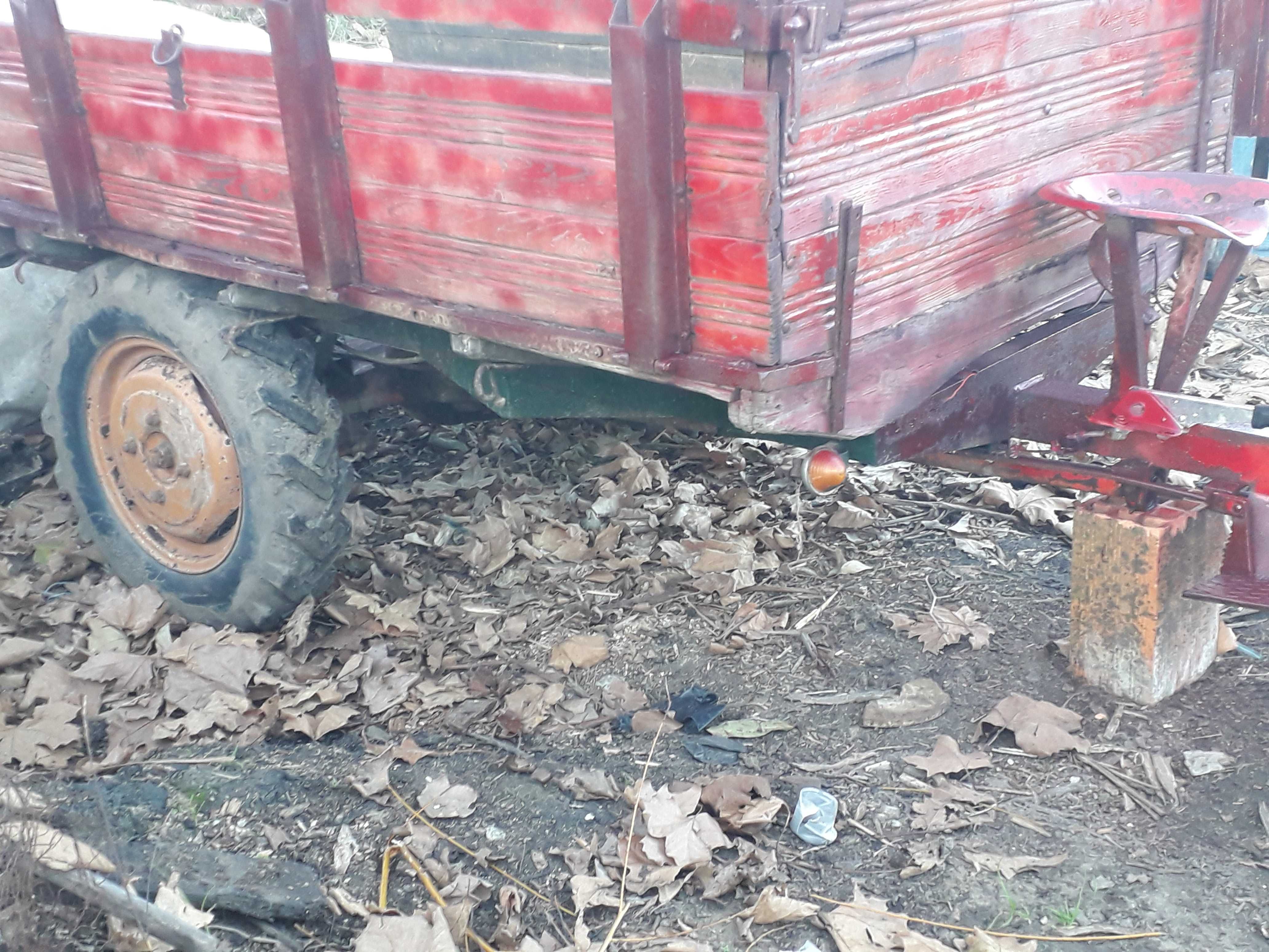 reboque agricola com tracao e coluna de direcao valpadana