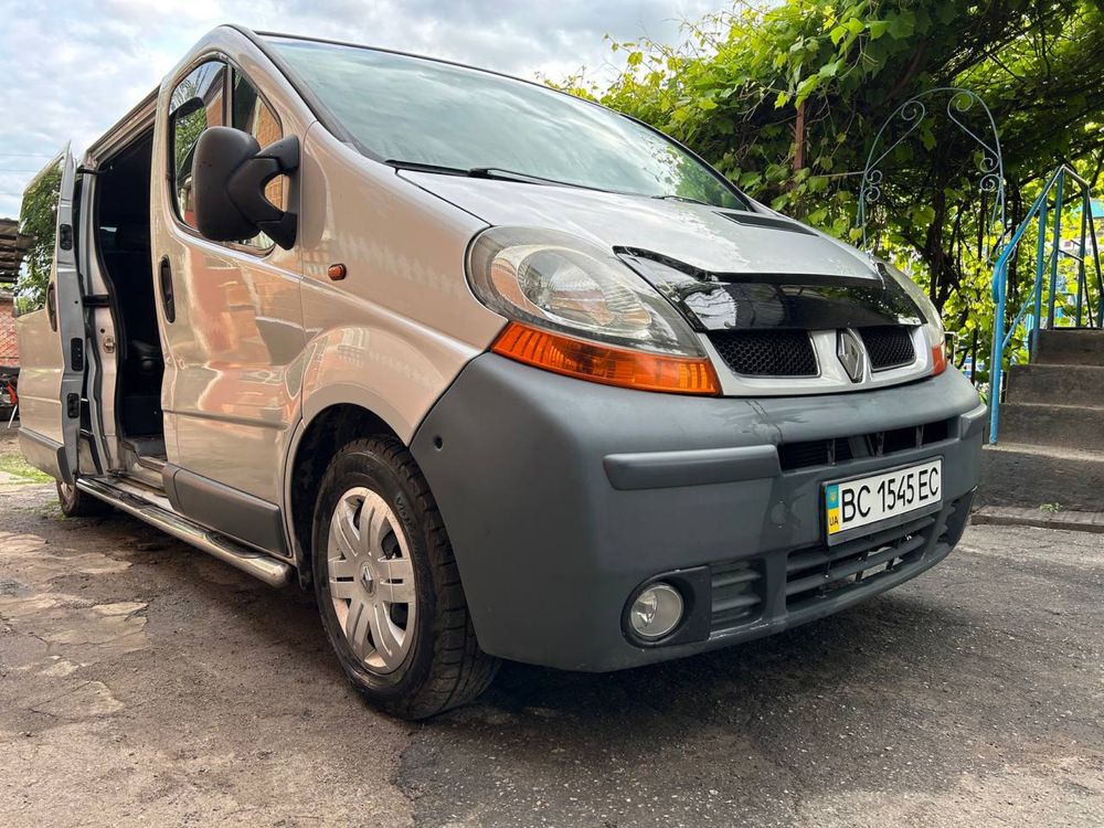 Renault Trafic 1.9 dCi, 2005 рік