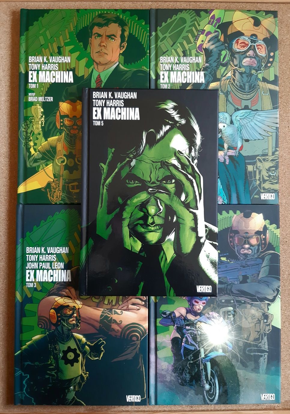 Ex Machina tomy 1-5 Brian K. Vaughan