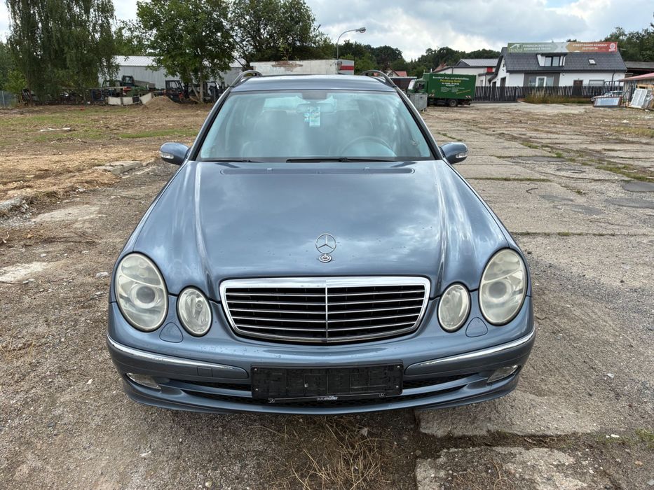 Wszystkie części Mercedes W211 2.2 CDI Avantgarde kombi - kolor 353