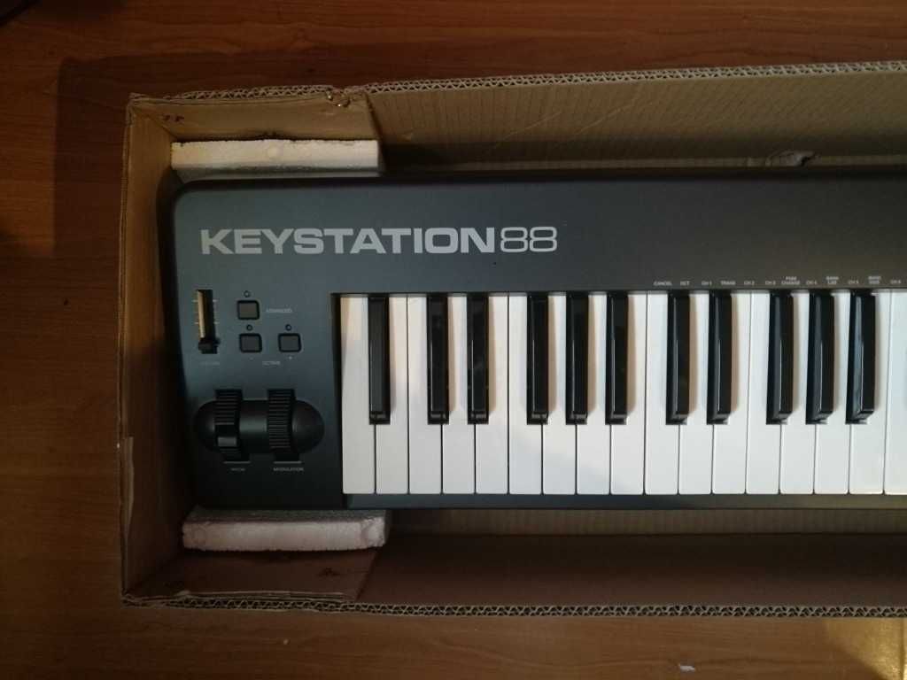 Klawiatura sterująca M-Audio Keystation 88 (MKII)