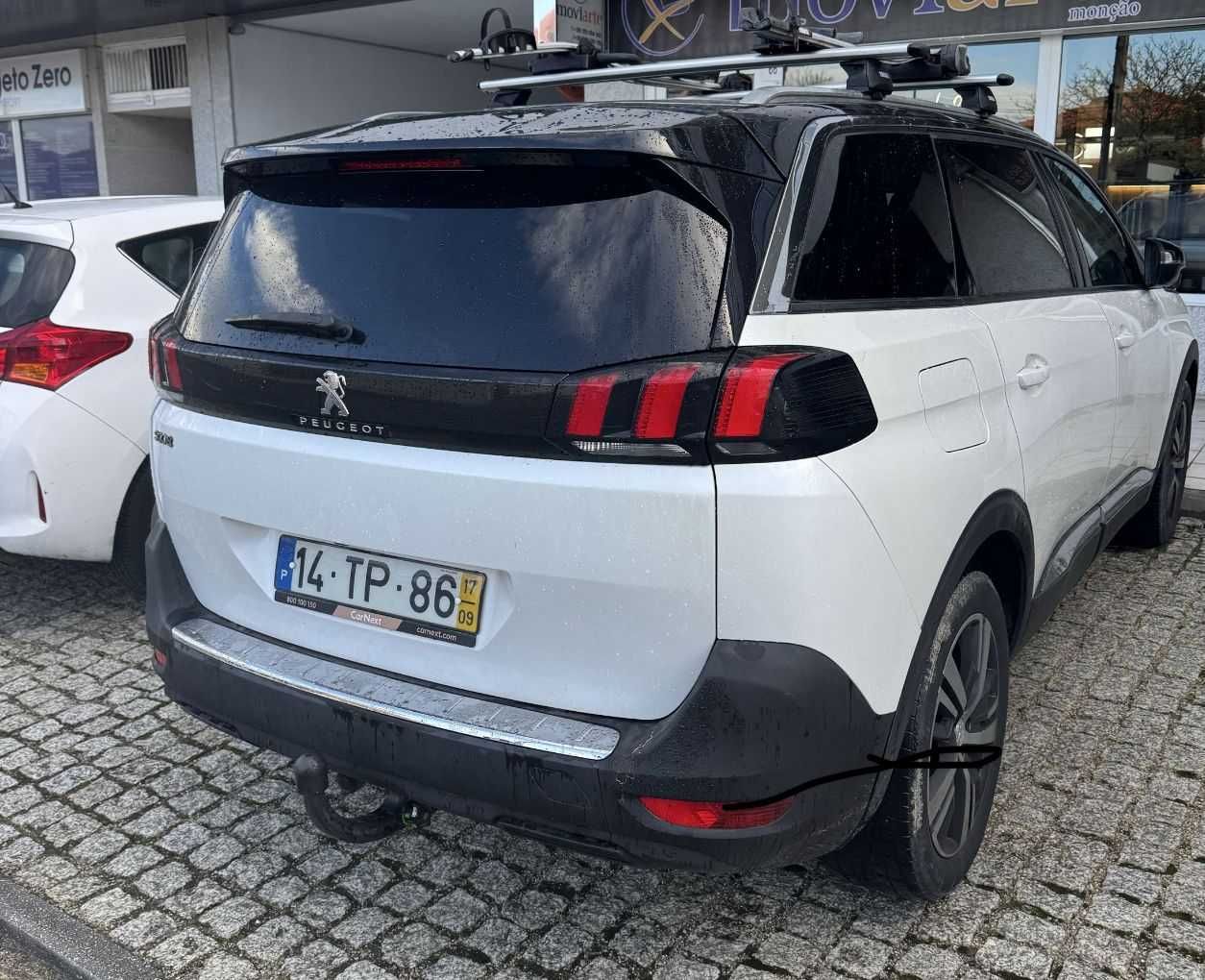 Peugeot 5008 (1.6HDI, 120.000 kms, nacional)