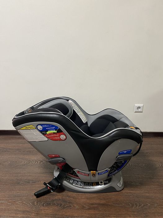 Автокрісло Chicco NextFit ZIP від 0 до 8 років