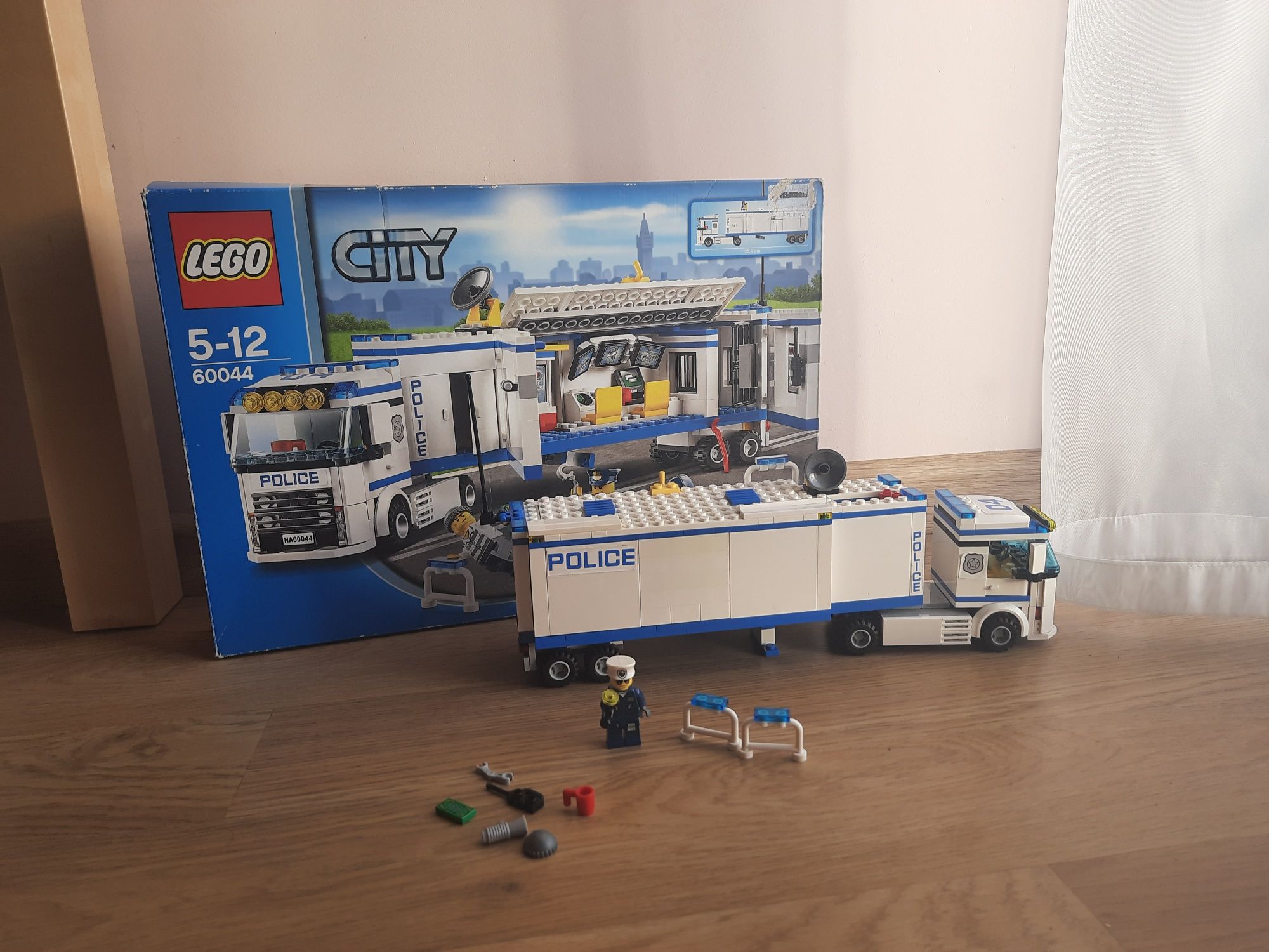 klocki lego zestaw 60044 - mobilna jednostka policji, policja