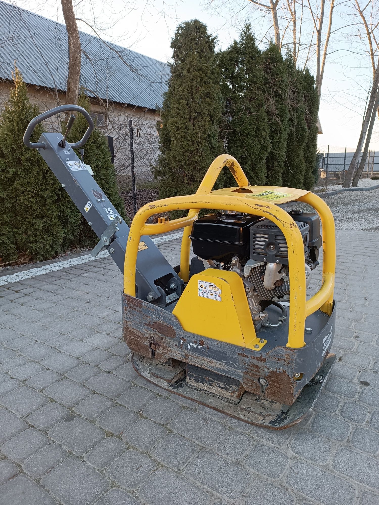 Zagęszczarka 265kg Atlas copco LG300 (Husqvarna)