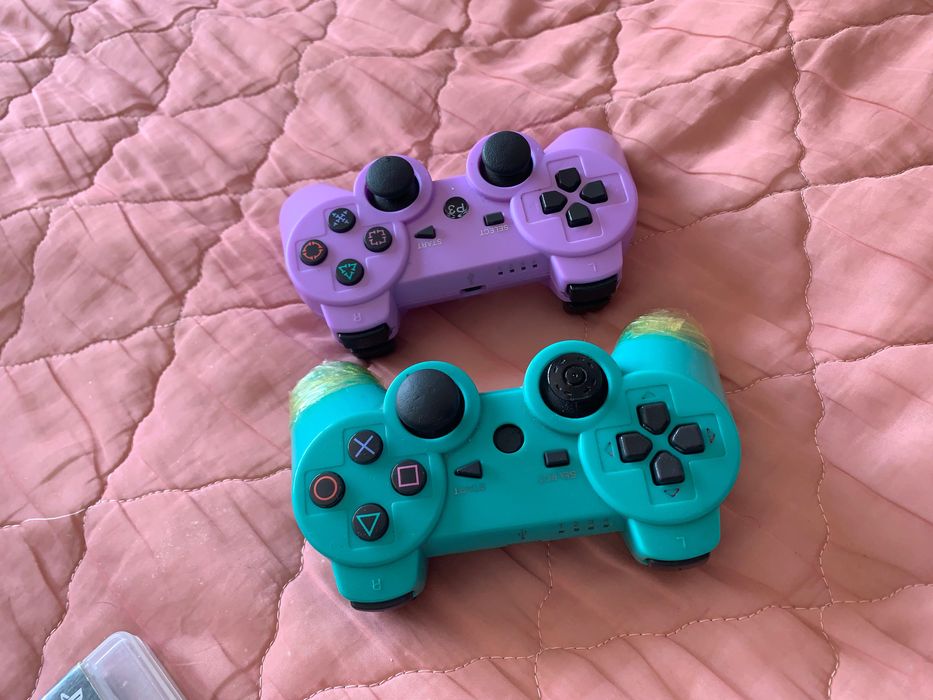 consola PS3 com 18 jogos 3 comandos