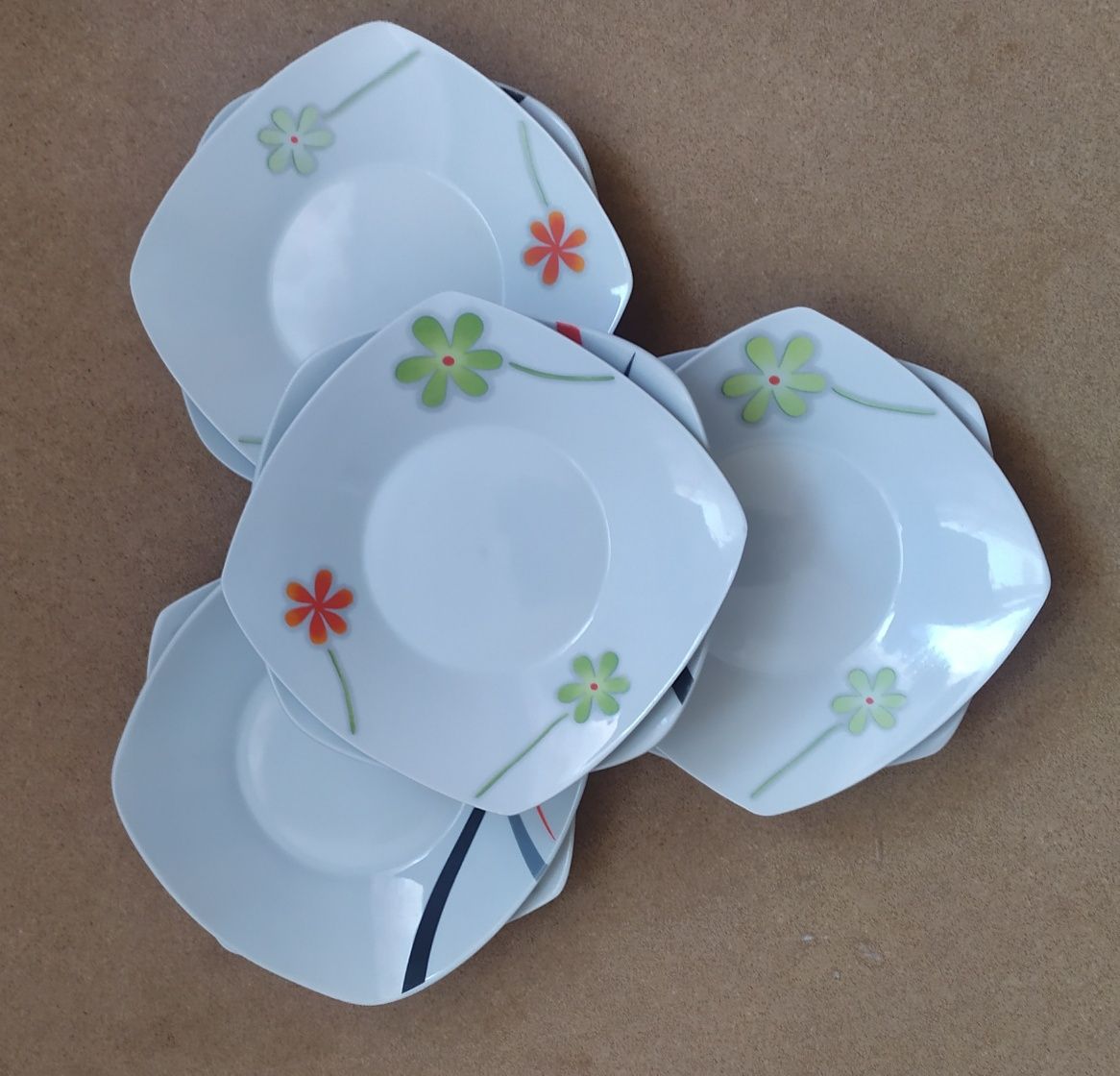 Talerze porcelana.