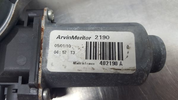 Elevador vidros trás direito NISSAN Qashqai/Qashqai+2 I (J10, JJ10)