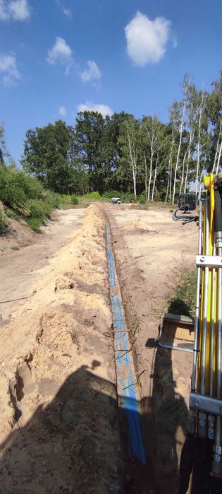 Usługi minikoparką, koparką łańcuchową, przeciskiem-kretem