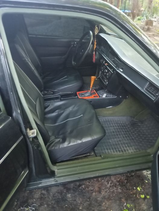 Мерседес 190 у доброму стані
